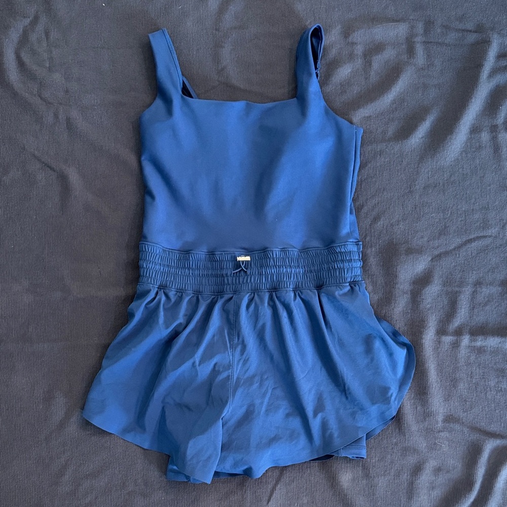 YPB sculptLUX Hybrid Flyaway Onesie Abercrombie & Fitch - Medium